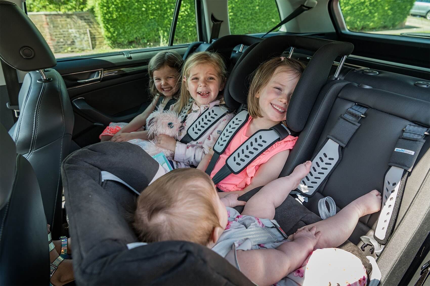 4-child <br>car seat