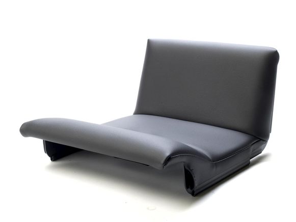 Low Profile Seat Cushion using adjusters