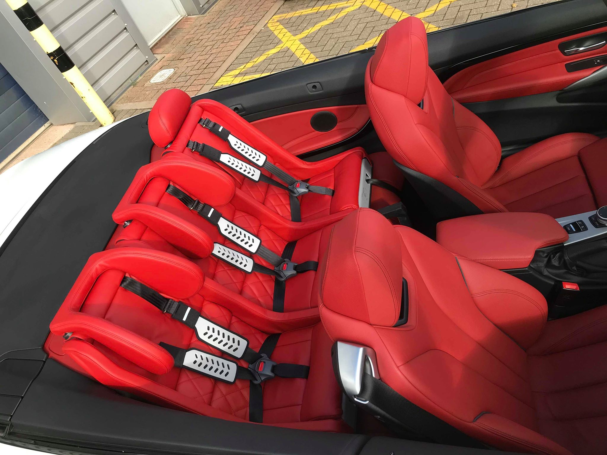 Superclub Junior in 4 series (1)