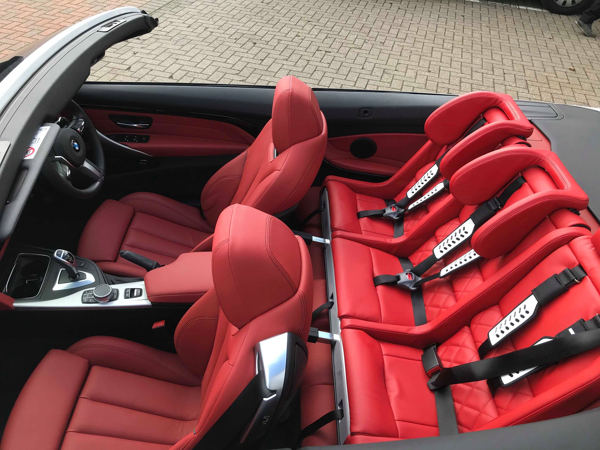 Superclub Junior in 4 series (2) (1)